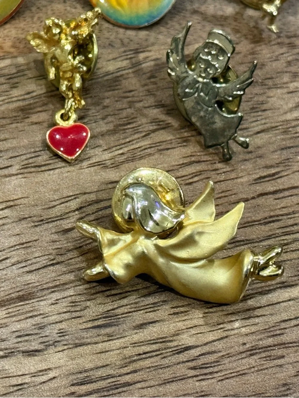 Lot of 11 Vintage Angel Pins & Brooches - Gold and Silver Tone